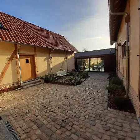 Boerderaaj * 比尔曾